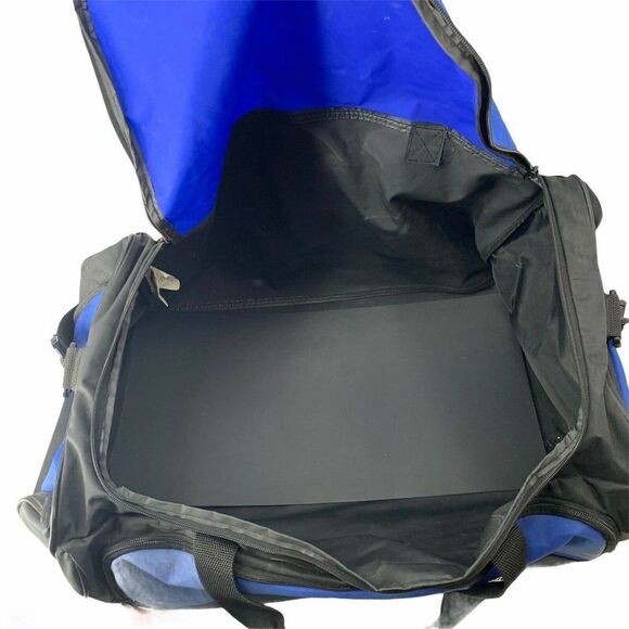 Walt Disney World Vintage Y2K X-Large Duffle Bag - Picture 4 of 12